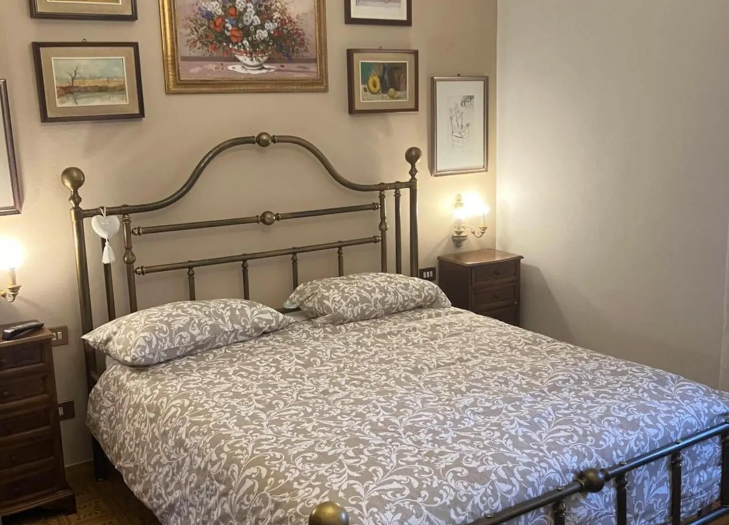 ホテル Borgo Caprari Albinea